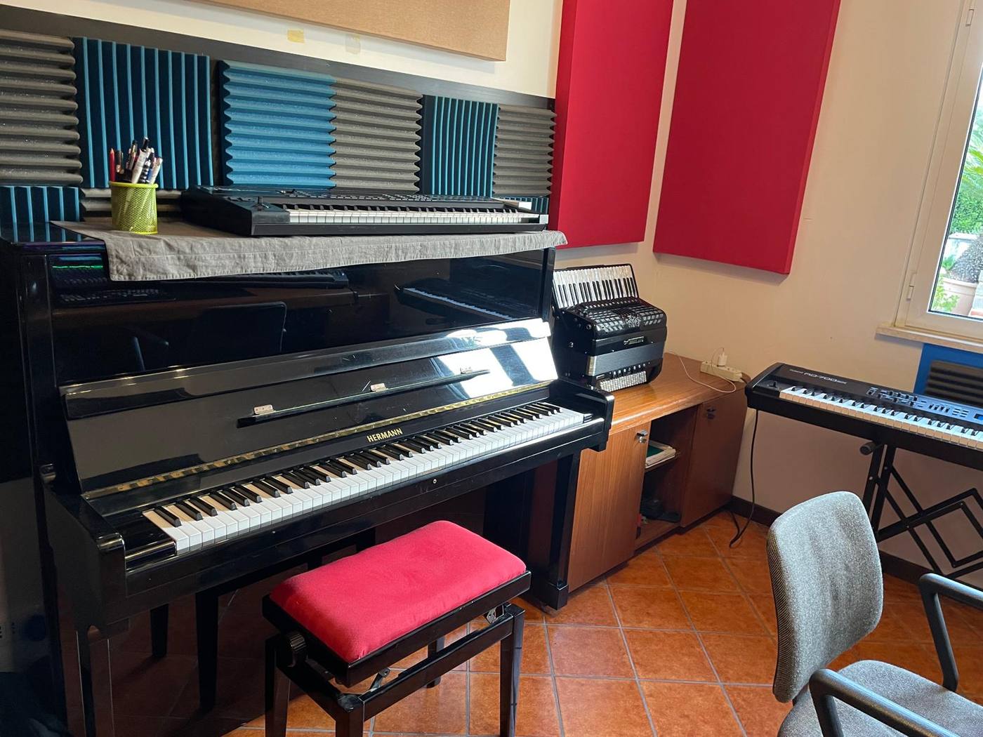 Velester Music - Aula pianoforte