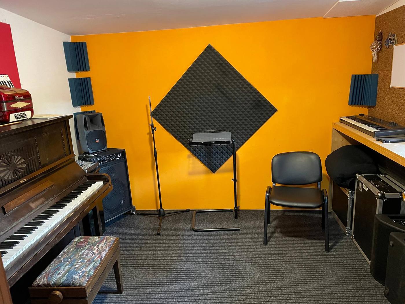 Velester Music - Aula musica