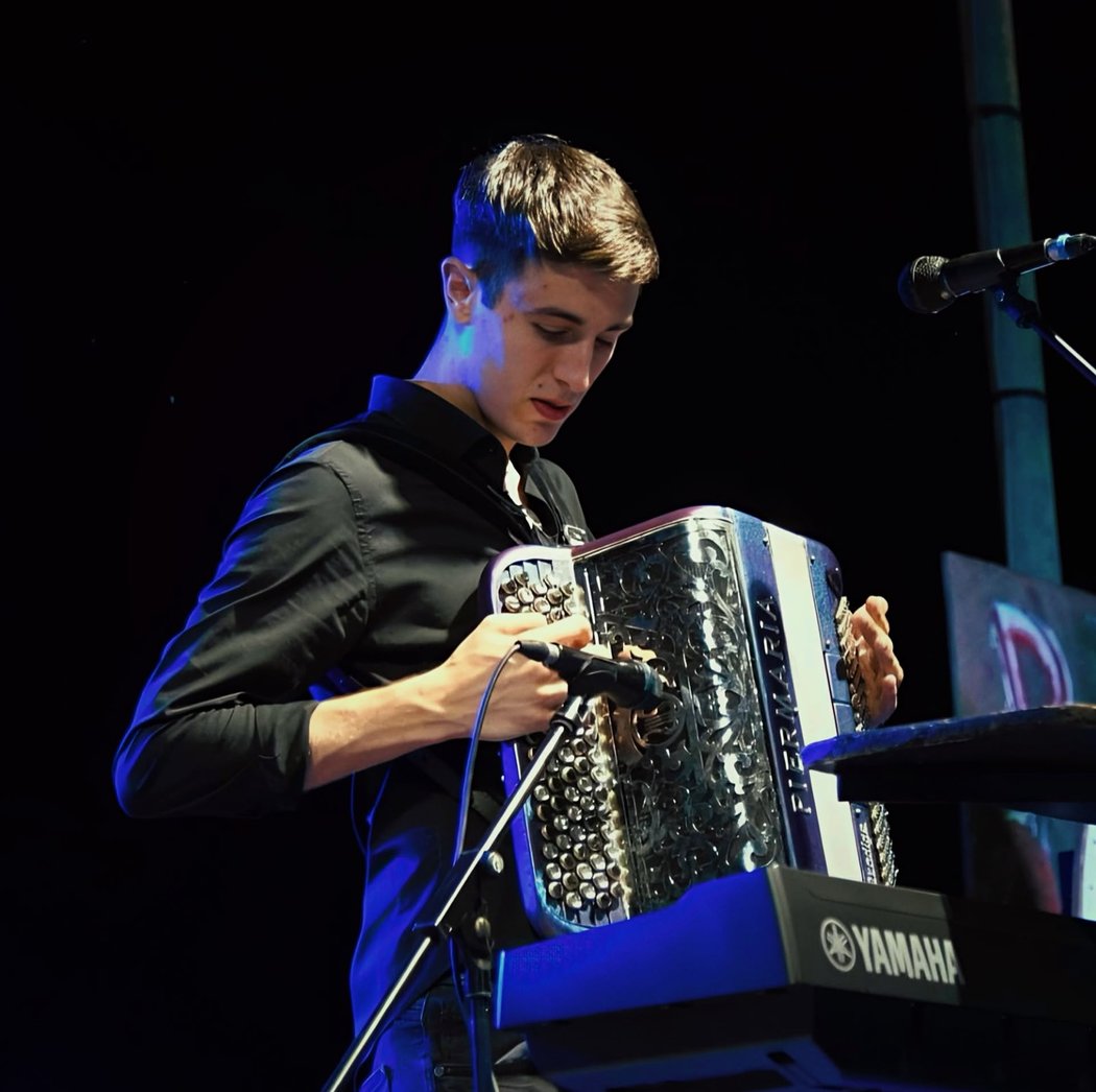 Lorenzo Finotti, docente di fisarmonica cromatica e pianoforte